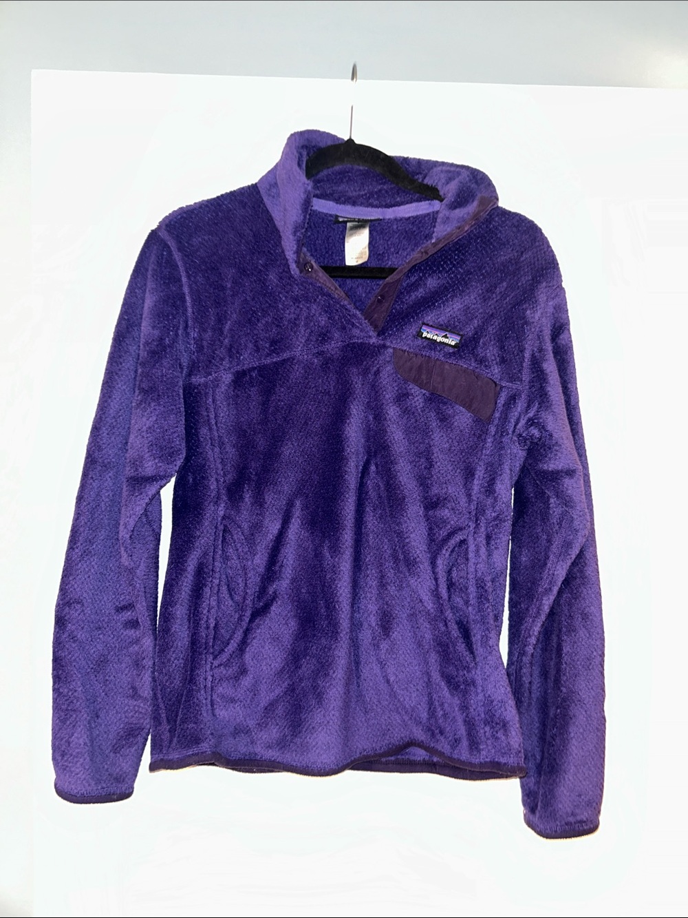 Patagonia Women’s Purple Fleece Pullover Jacket